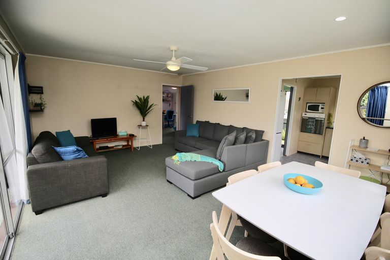 Photo of property in 15a Sandalwood Drive, Dinsdale, Hamilton, 3204