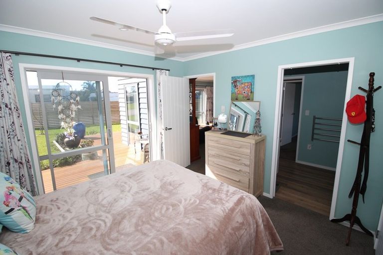 Photo of property in 337 Harbour Drive East, Matarangi, Whitianga, 3592