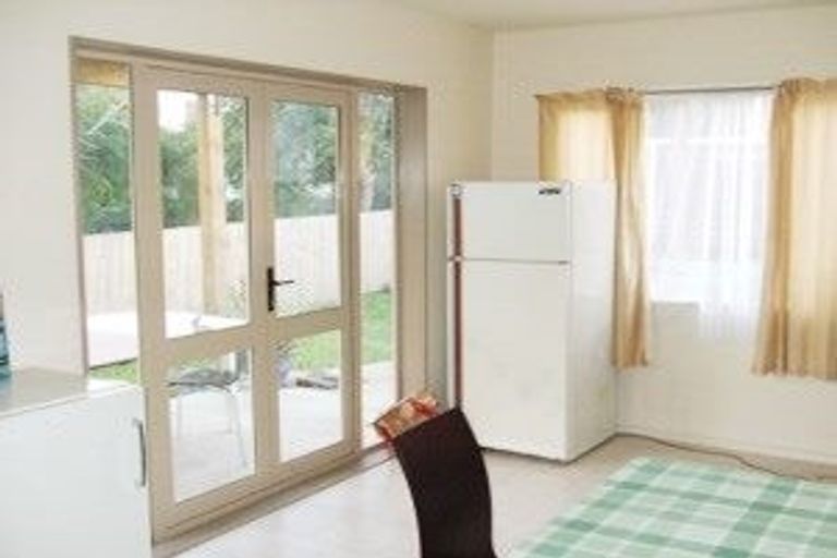 Photo of property in 27a Captain Scott Road, Glen Eden, Auckland, 0602