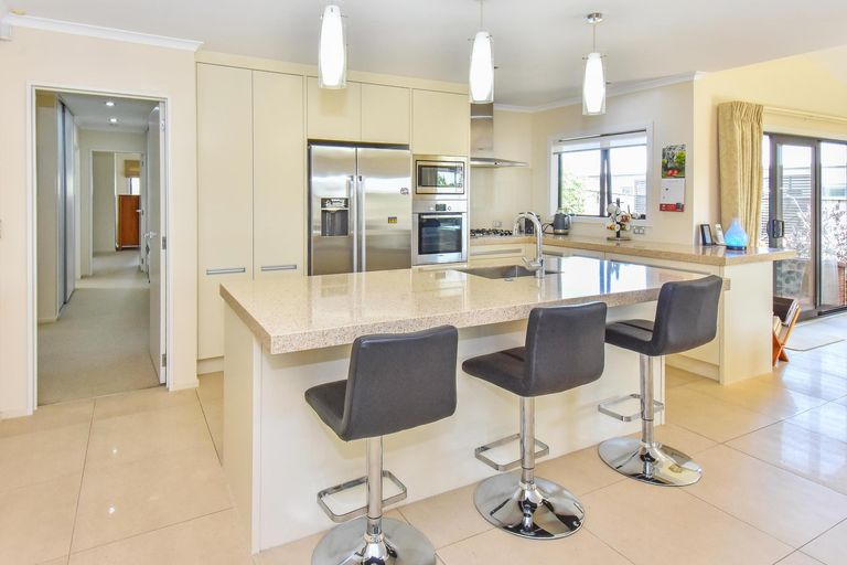 Photo of property in 52 Toscana Drive, Karaka, Papakura, 2113