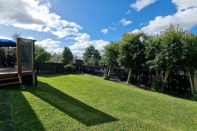 Photo of property in 8 Owl Court, Unsworth Heights, Auckland, 0632