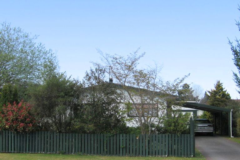 Photo of property in 25 Tania Crescent, Western Heights, Rotorua, 3015