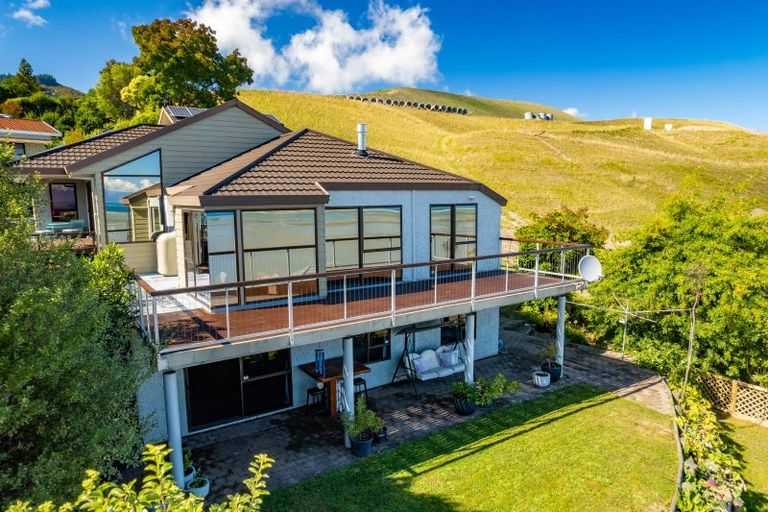 Photo of property in 14 Matuku Place, Atawhai, Nelson, 7010