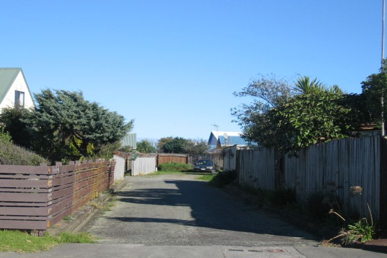 Photo of property in 6 Norfolk Crescent, Otaki Beach, Otaki, 5512