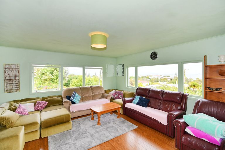 Photo of property in 20 Sea View Road, Leigh, Warkworth, 0985