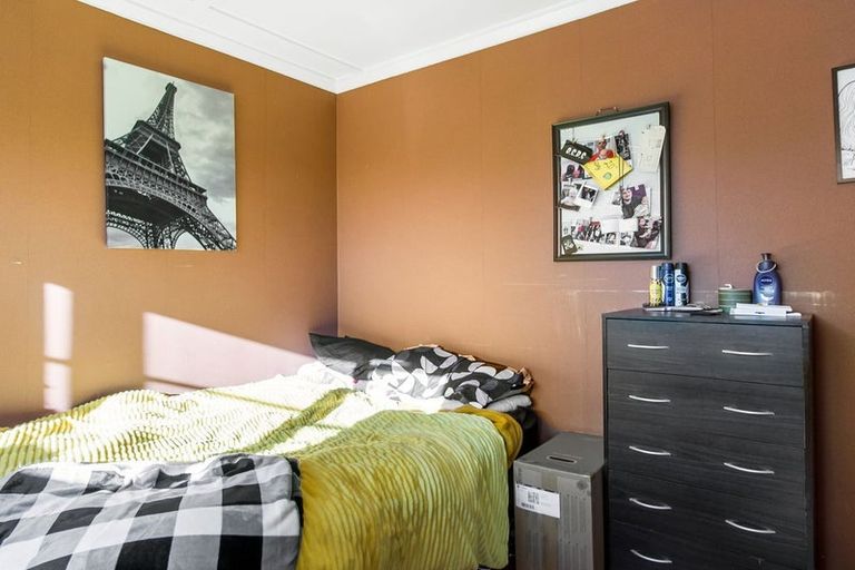 Photo of property in 53 Rhodes Street, Waimate, 7924