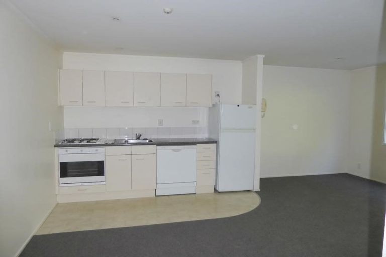 Photo of property in Grosvenor Cl, 7/6 Brown Street, Mount Cook, Wellington, 6021