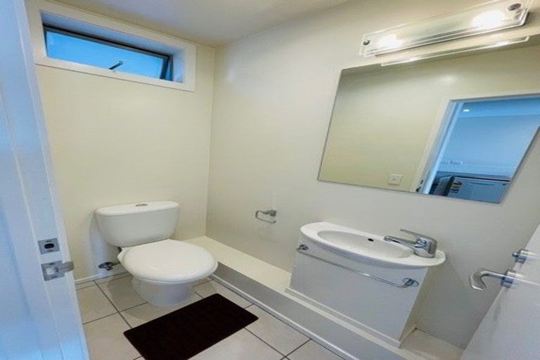 Photo of property in 5/17 Waihi Way, East Tamaki, Auckland, 2013