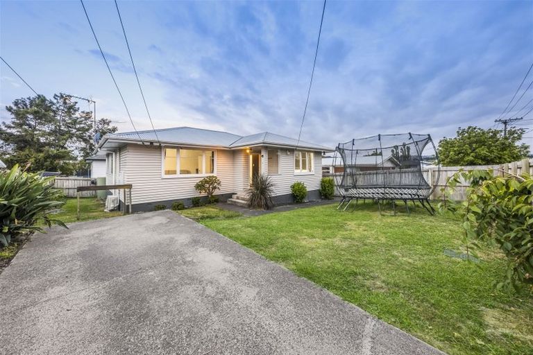 Photo of property in 14 Greenhaven Avenue, Opaheke, Papakura, 2113