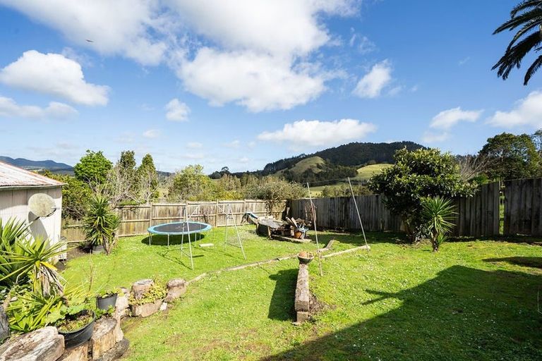 Photo of property in 15 View Road, Hikurangi, 0114