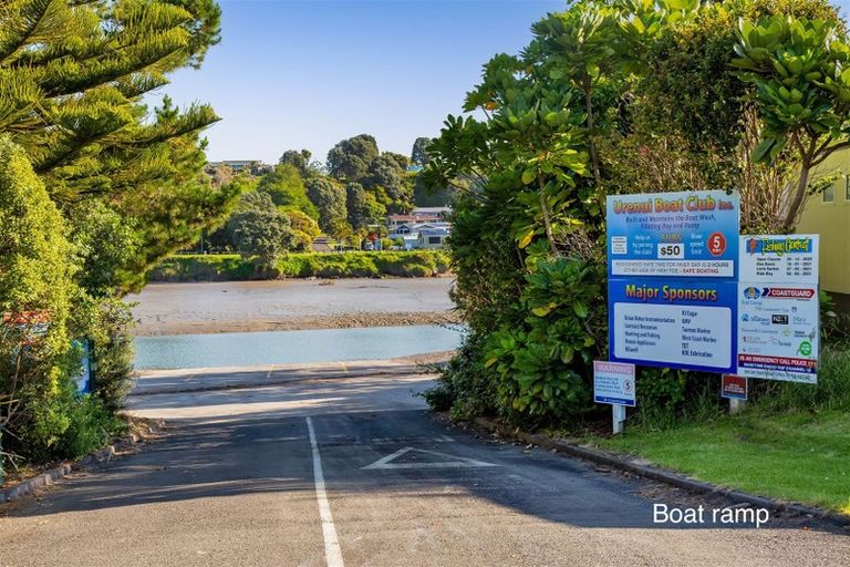 Photo of property in 59 Fifth Avenue, Urenui, 4377