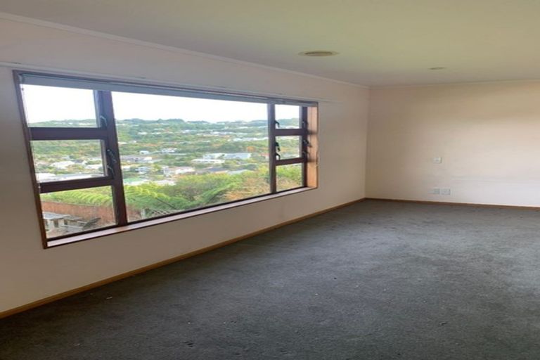 Photo of property in 58 Cypress Drive, Maungaraki, Lower Hutt, 5010