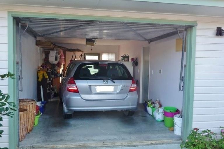 Photo of property in 1a Saint Johns Road, Coopers Beach, 0420