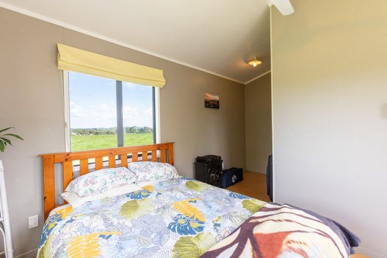 Photo of property in 47 Cowper Side Road, Dannevirke, 4976