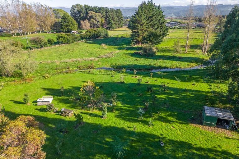 Photo of property in 38 Clifton Avenue, Carterton, 5713