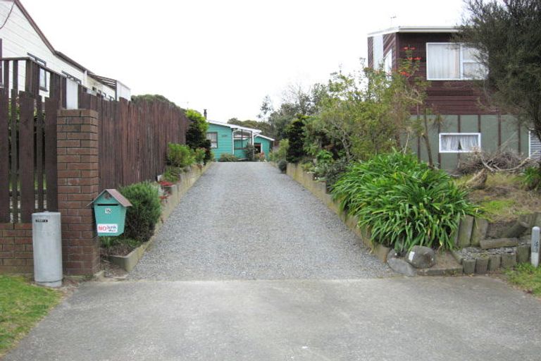 Photo of property in 15 Pitoitoi Street, Otaihanga, Paraparaumu, 5036
