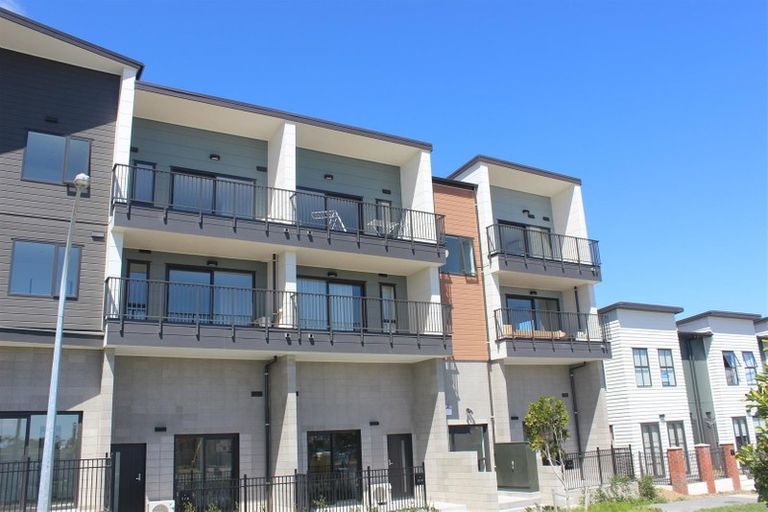 Photo of property in 7/2 Mahalo Avenue, Wiri, Auckland, 2104