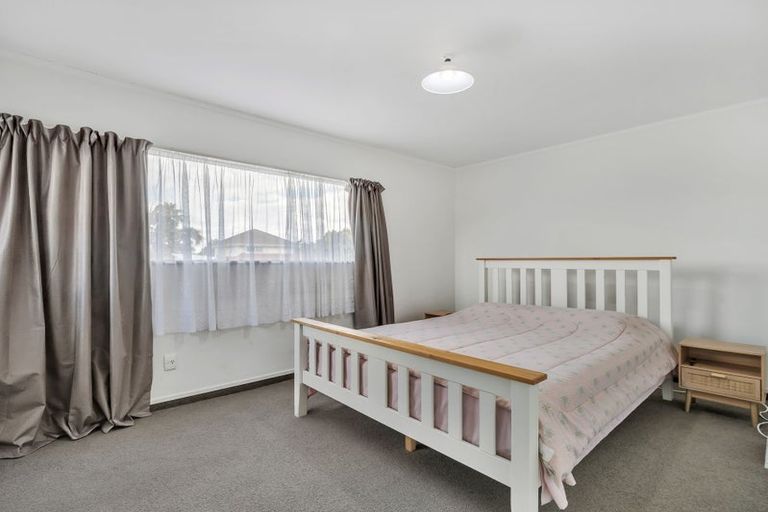 Photo of property in 2/18 Carnot Street, Glenholme, Rotorua, 3010