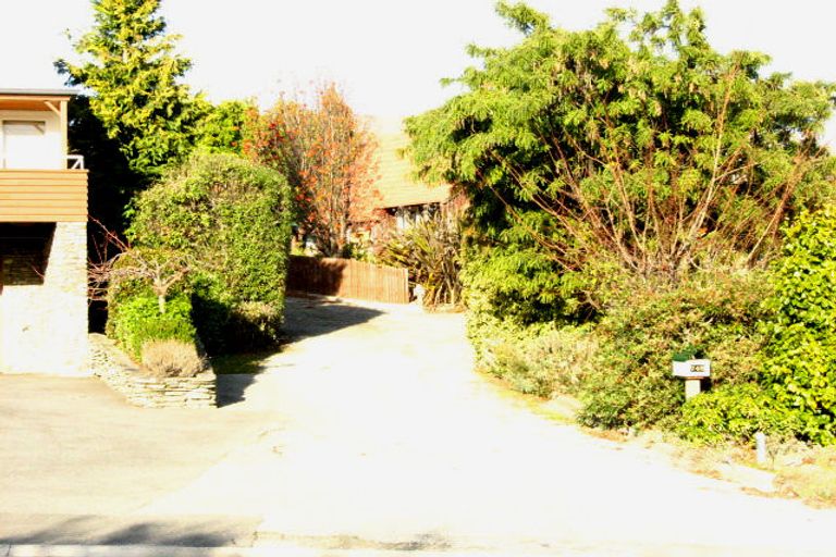 Photo of property in 734 Peninsula Road, Kelvin Heights, Queenstown, 9300