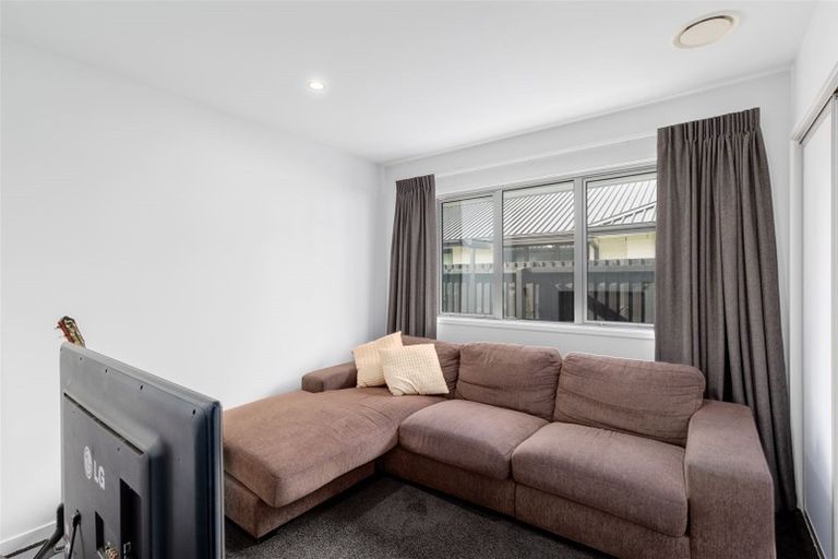 Photo of property in 30 Robert Duncan Road, Belfast, Christchurch, 8051