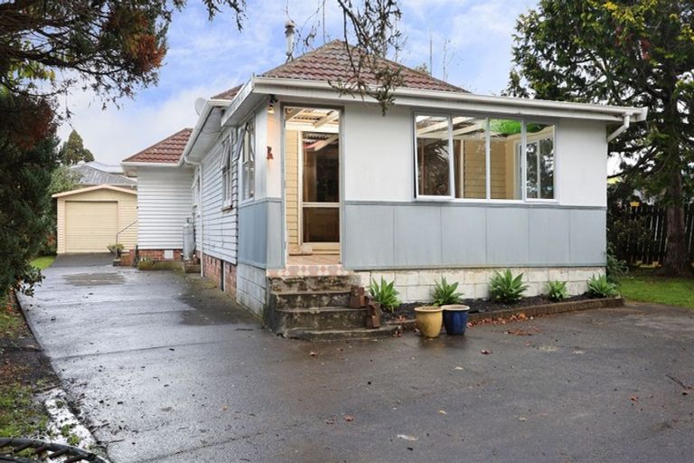 Photo of property in 141 Rathgar Road, Henderson, Auckland, 0610