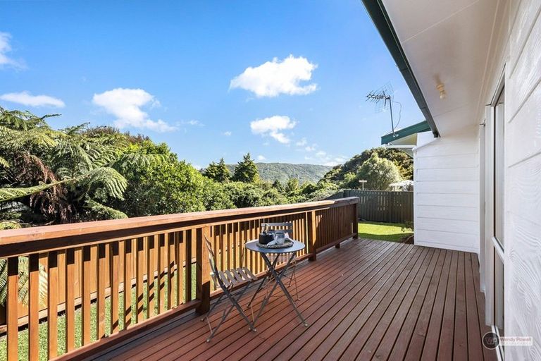 Photo of property in 42b Lord Street, Stokes Valley, Lower Hutt, 5019