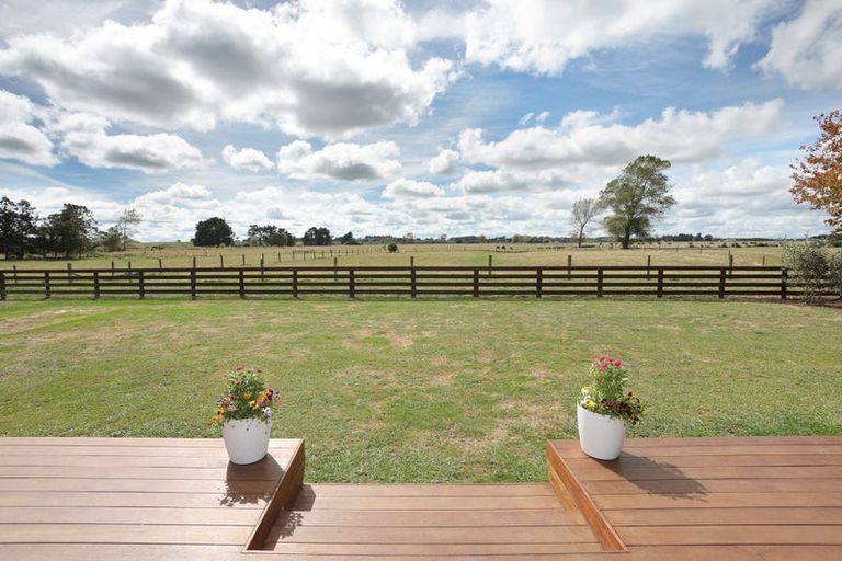 Photo of property in 455b State Highway 1, Bulls, 4894