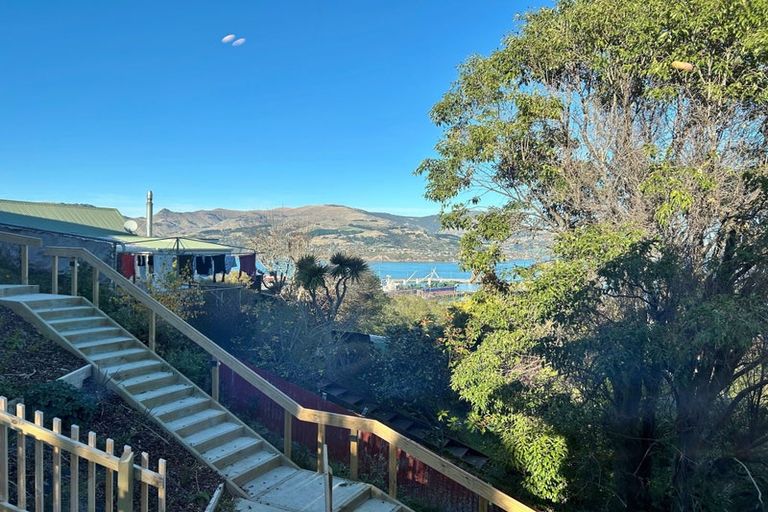 Photo of property in 17c Cornwall Road, Lyttelton, 8082