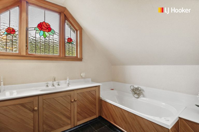 Photo of property in 34 Allandale Road, Saint Clair, Dunedin, 9012