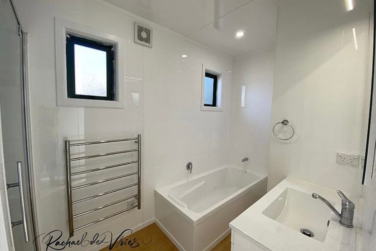 Photo of property in 4 Sea View Road, Baylys Beach, Dargaville, 0377