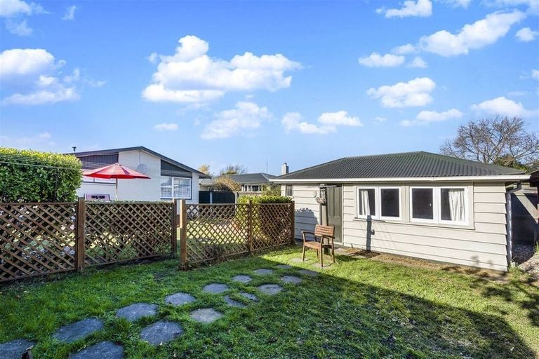 Photo of property in 69 Cotswold Avenue, Bishopdale, Christchurch, 8053