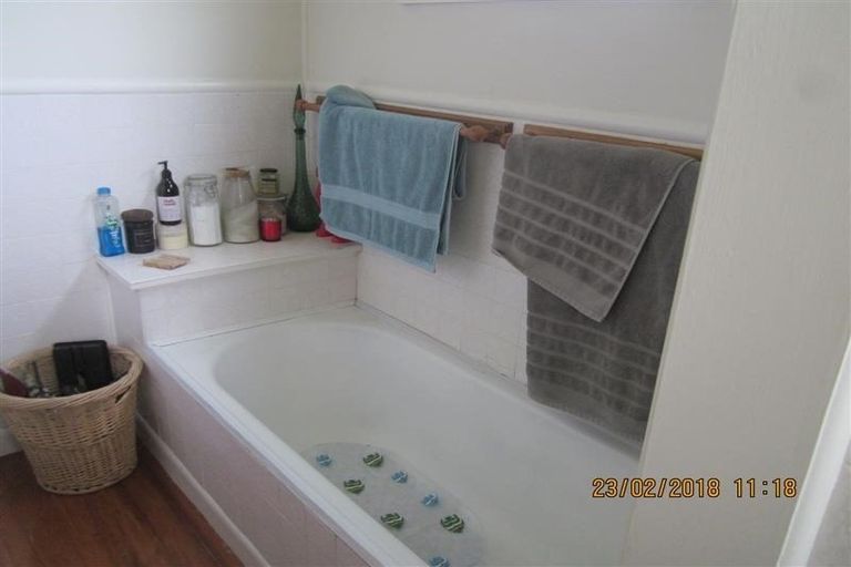 Photo of property in 198 Kawaha Point Road, Kawaha Point, Rotorua, 3010