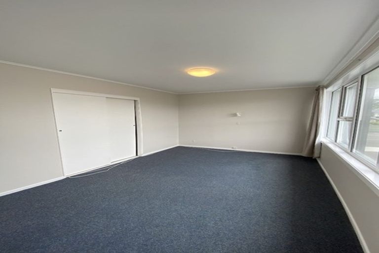 Photo of property in 3/55 Apu Crescent, Lyall Bay, Wellington, 6022