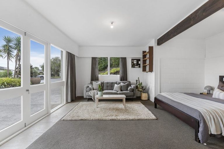 Photo of property in 50 Hadfield Street, Beach Haven, Auckland, 0626