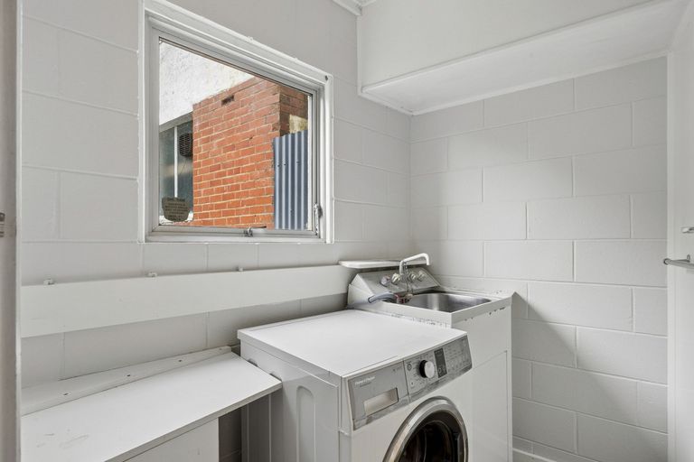 Photo of property in 2 Mccrea Street, Mornington, Dunedin, 9011