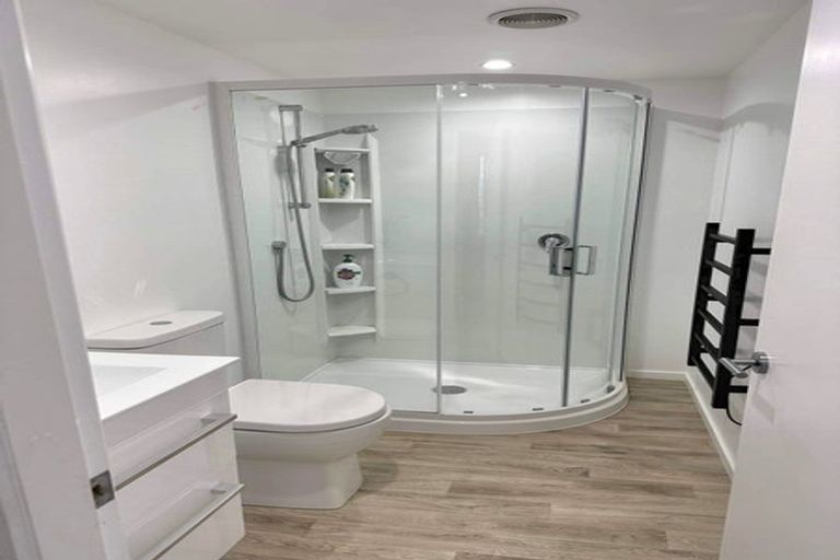 Photo of property in 21 Riverside Drive, Waiwhetu, Lower Hutt, 5010