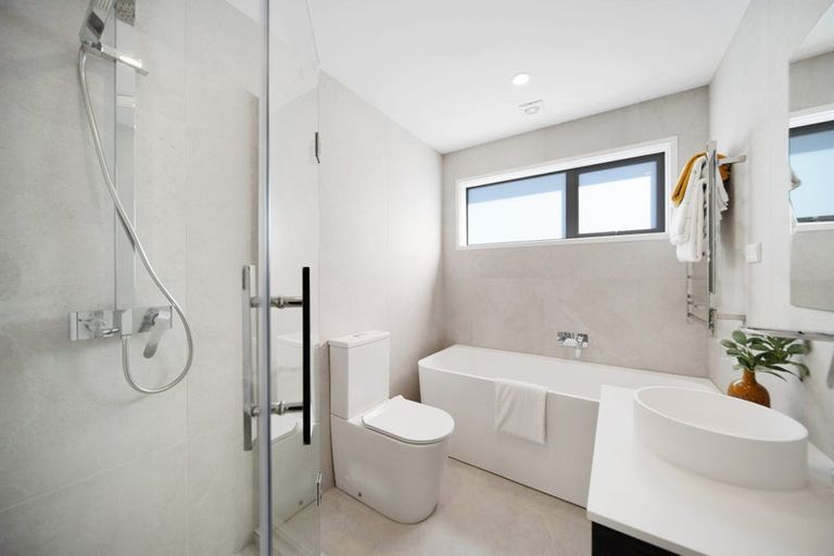 Photo of property in 4b O'halloran Road, Howick, Auckland, 2014