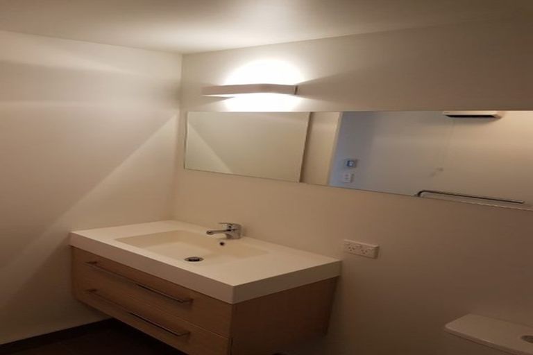 Photo of property in 180 Peterborough Street, Christchurch Central, Christchurch, 8013