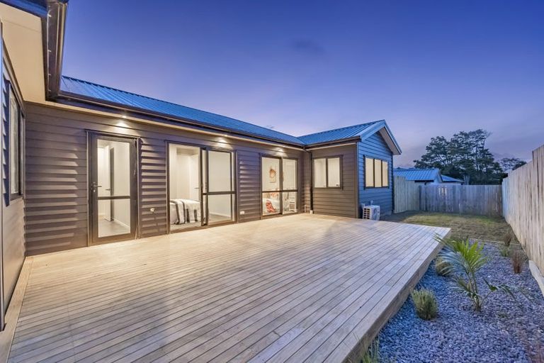 Photo of property in 12 Cutfield Lane, Kumeu, 0810