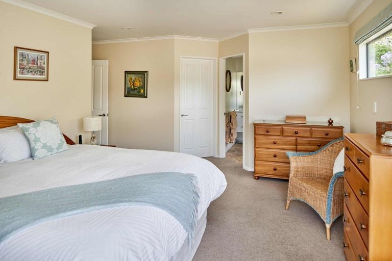 Photo of property in 11 The Masthead, Whitby, Porirua, 5024