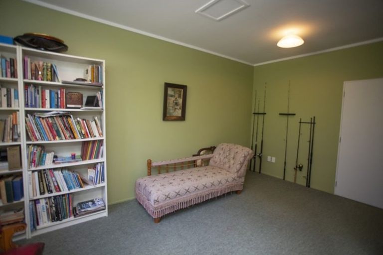 Photo of property in 231 Tukere Drive, Whangamata, 3620