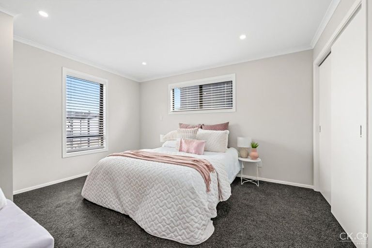 Photo of property in 7 Aston Crescent, Wallaceville, Upper Hutt, 5018