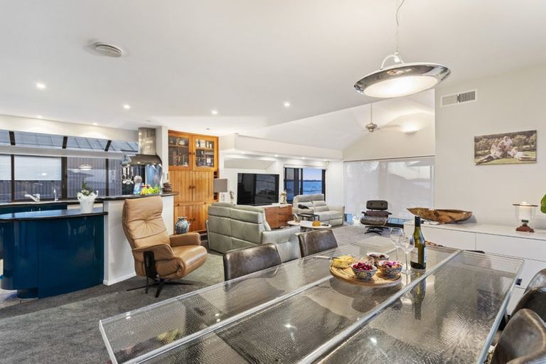 Photo of property in 14 The Parade, Bucklands Beach, Auckland, 2012