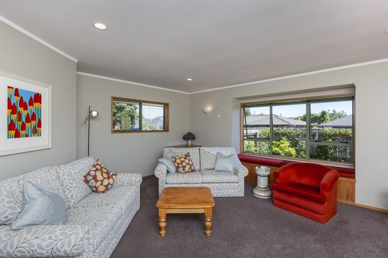 Photo of property in 6 Kotuku Drive, Paraparaumu Beach, Paraparaumu, 5032