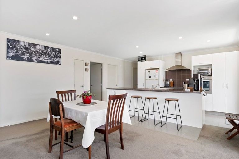 Photo of property in 1 Carex Close, Pyes Pa, Tauranga, 3112