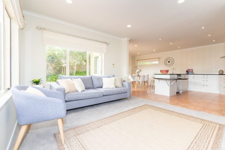 Photo of property in 40 Monte Cassino Place, Birkdale, Auckland, 0626