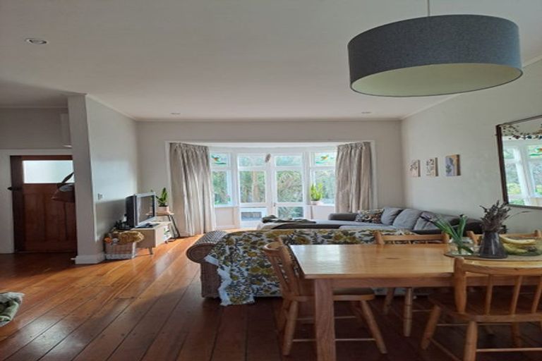 Photo of property in 27 Maida Vale Road, Roseneath, Wellington, 6011