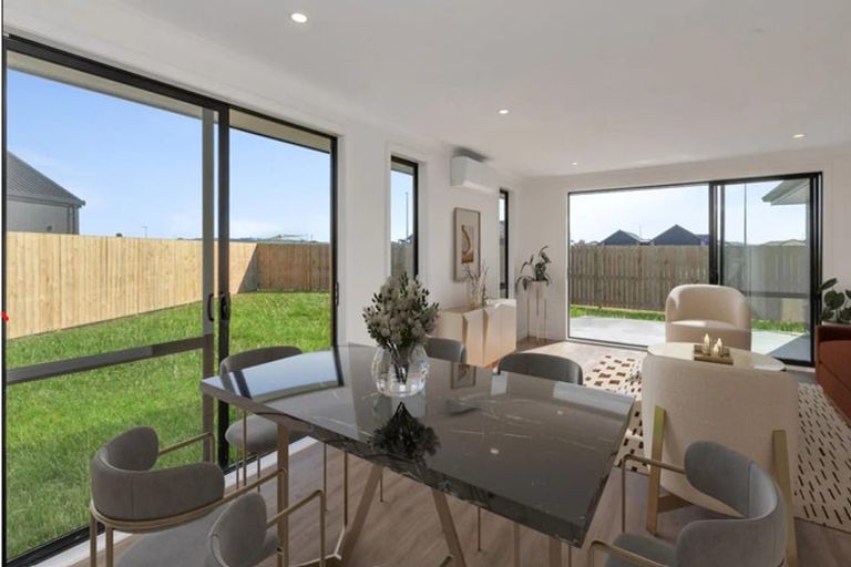 Photo of property in 8 Taurangawaka Road, One Tree Point, 0118