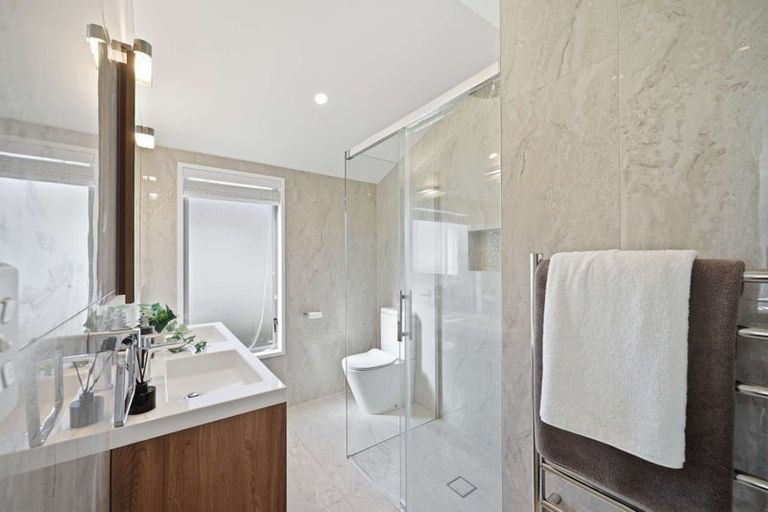 Photo of property in 13a Bayswater Avenue, Bayswater, Auckland, 0622