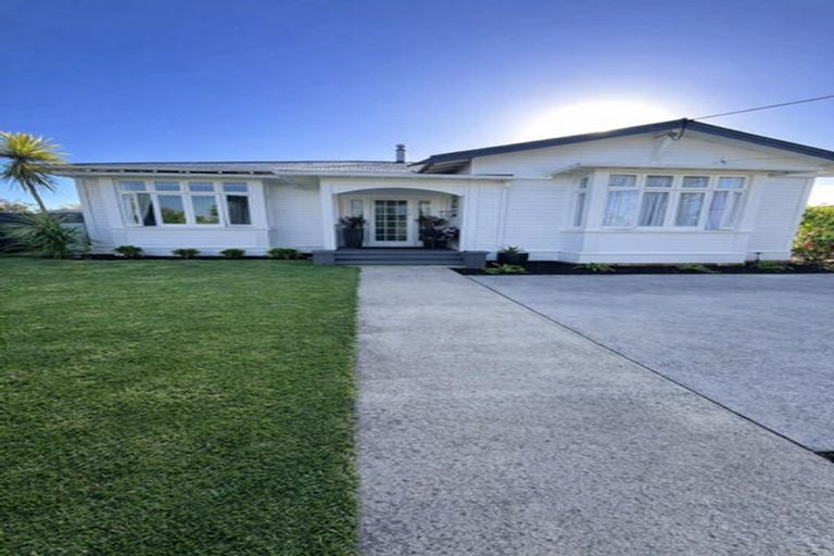 Photo of property in 13 Chester Street, Waverley, 4510